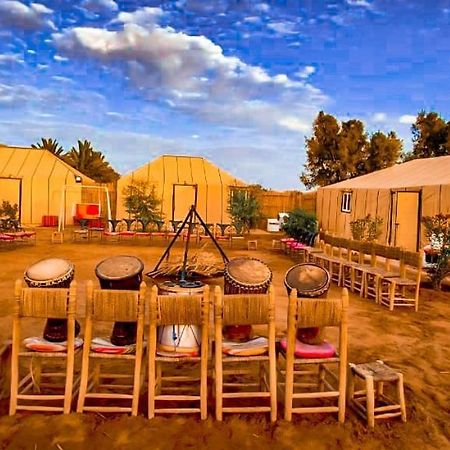 Oasis Luxury Camp Hotel เมอร์ซูกา ภายนอก รูปภาพ